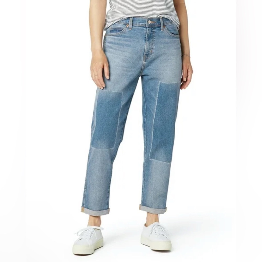 Levi Strauss Signature Women’s Size 6 28 Mid Rise Heritage Boyfriend Jeans